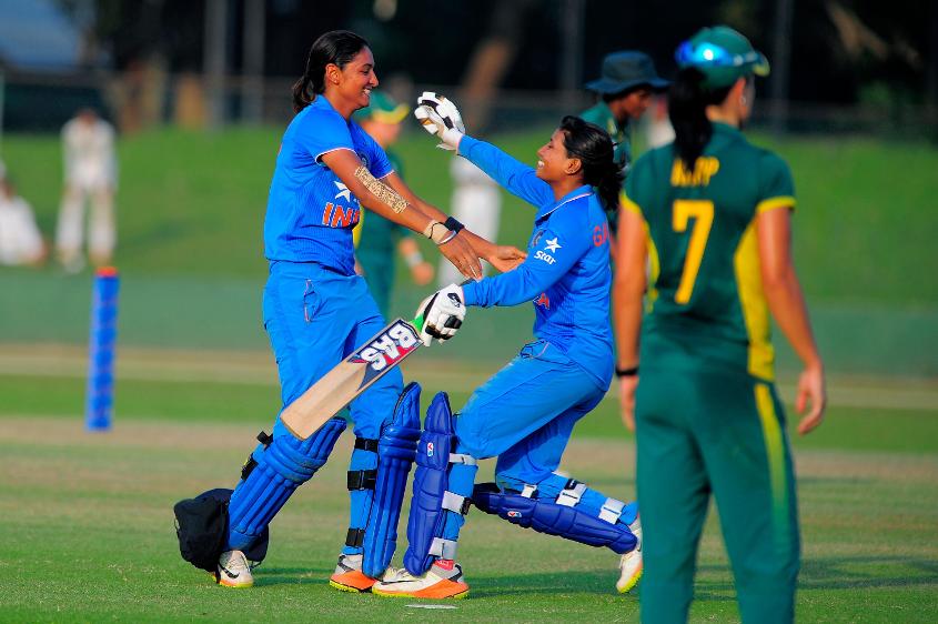 indiabeatsouthafricainfinaloficcwomensworldcupqualifier2017